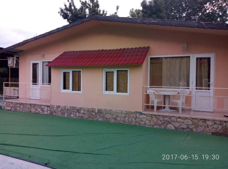 Вили Бийчхаус House in Dobrich Province, Bulgaria