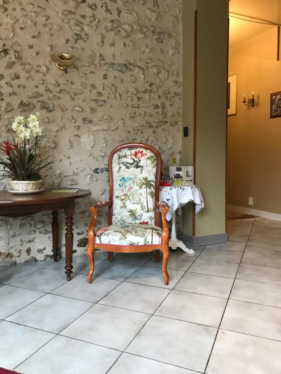 Blanche de Castille Hotel in Bourgogne-Franche-Comté