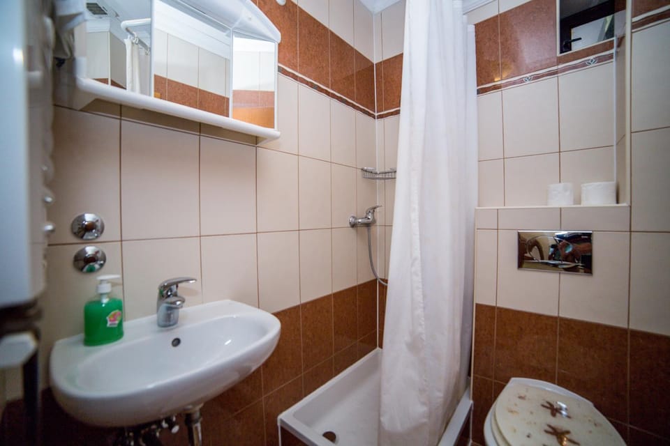 Porto Romantico 2 Bed and Breakfast in Lika-Senj County