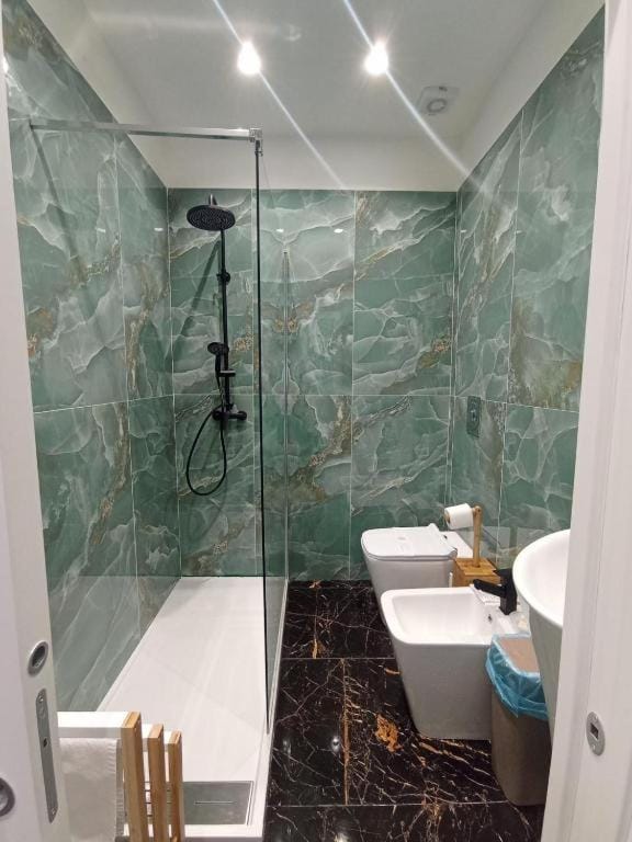 Shower, Toilet, Bathroom, bidet