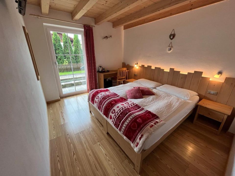 Affittacamere Famiglia Ceschini Bed and Breakfast in Trentino-South Tyrol