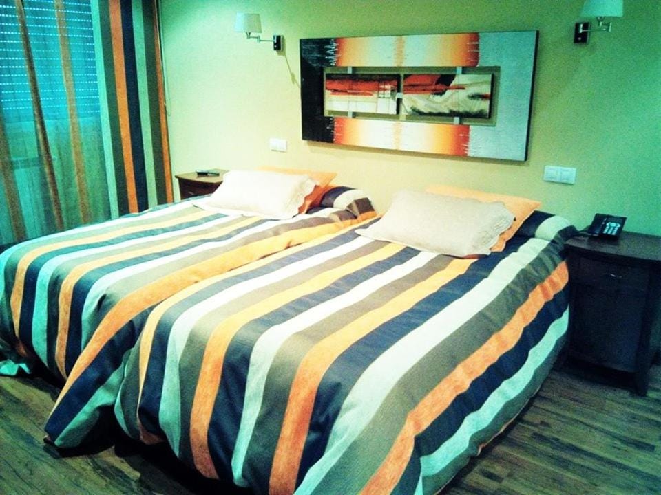 Hotel San Antonio Hotel in Ávila‎