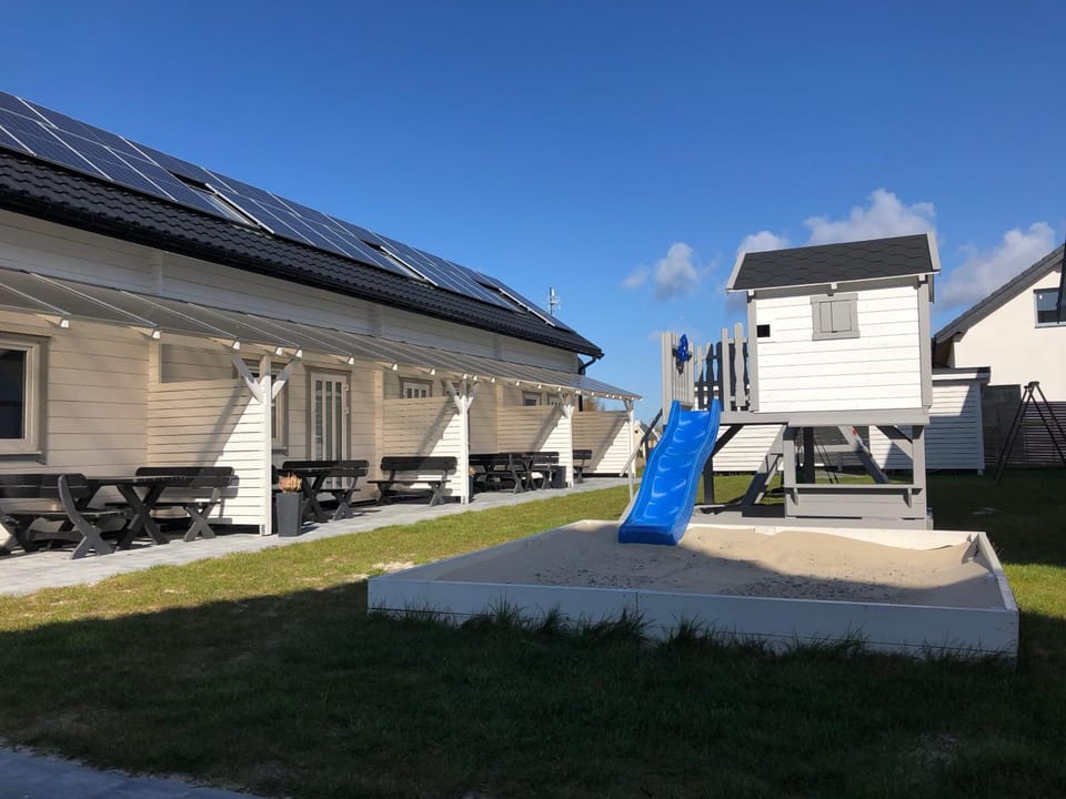 Białe Domki Lux Nature lodge in West Pomeranian Voivodeship, Poland