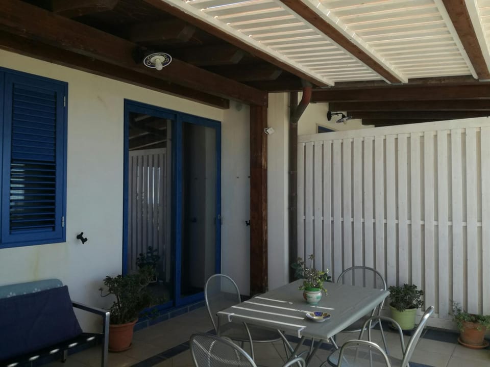Patio, View (from property/room), Dining area, Sunset