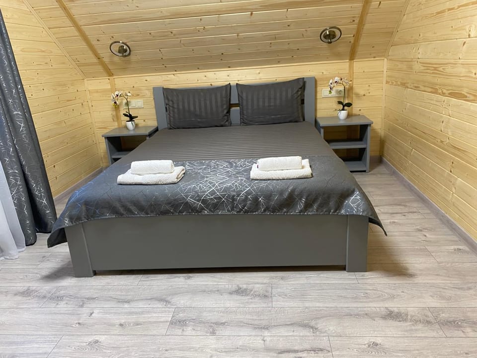 Vienna House Apartment in Ukraine