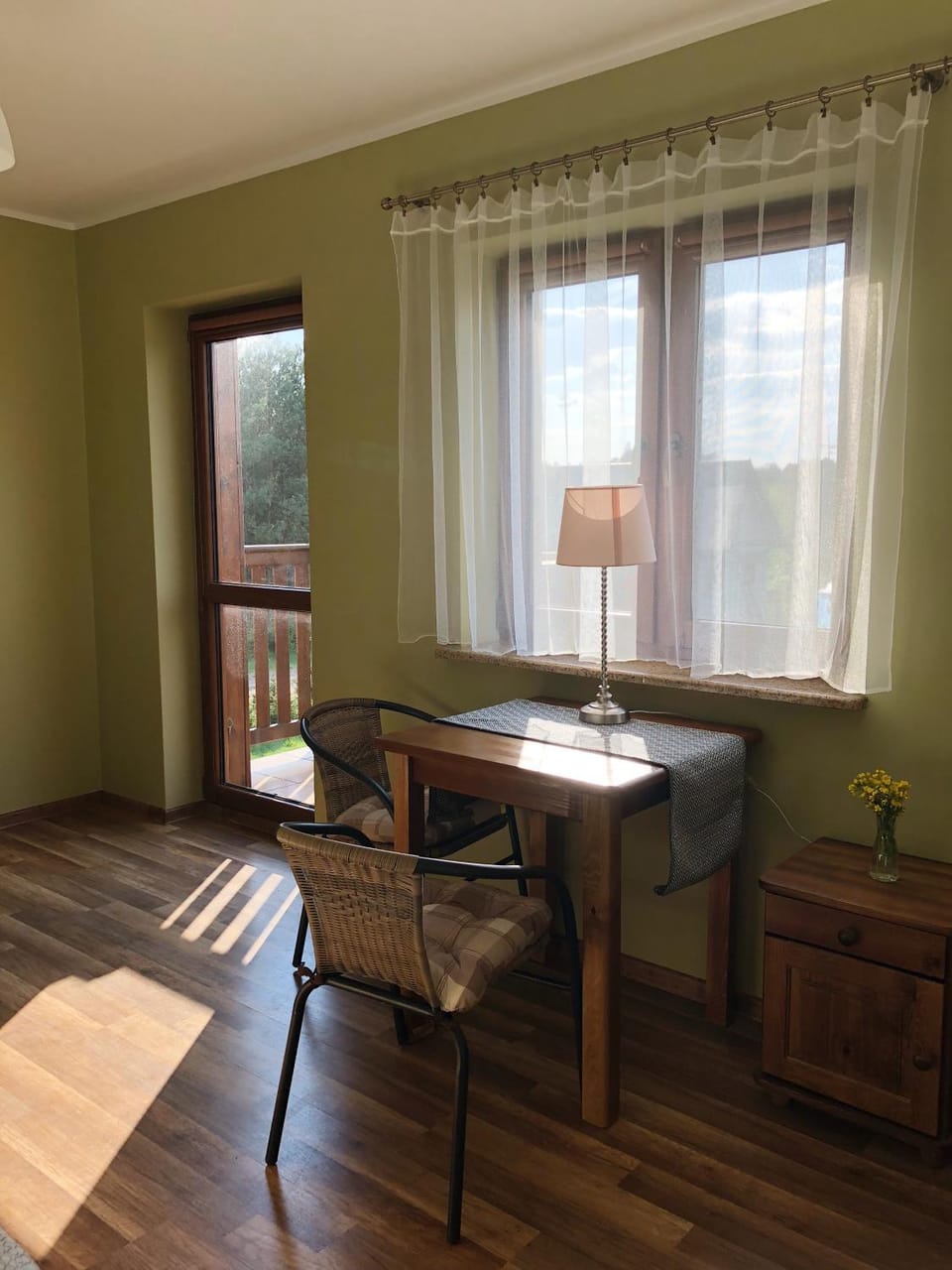 Photo of the whole room