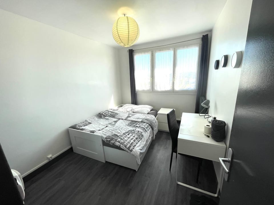 Belle chambre privée en colocation G Apartment in Villeurbanne