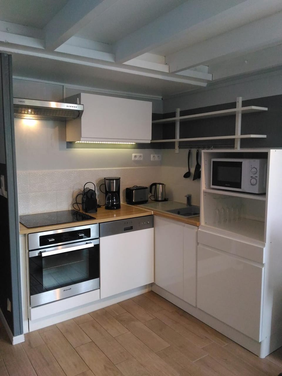 Kitchen or kitchenette