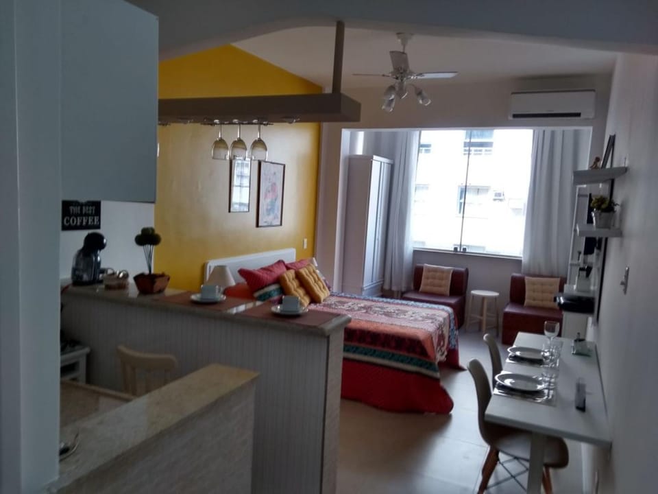 Nice Studio in Copacabana Apartment in Rio de Janeiro