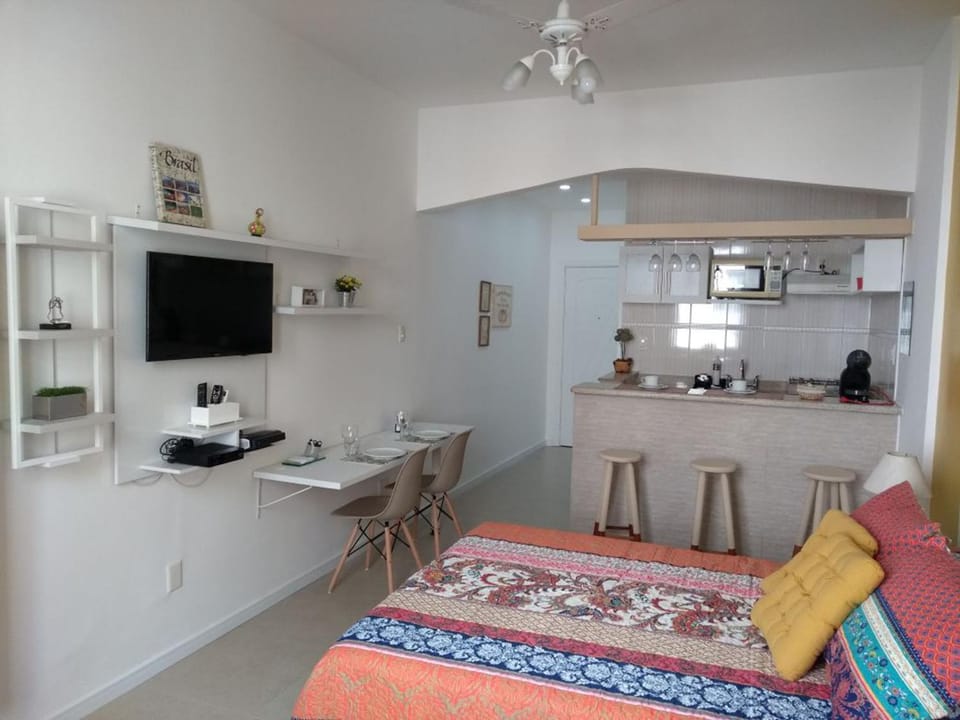 Nice Studio in Copacabana Apartment in Rio de Janeiro