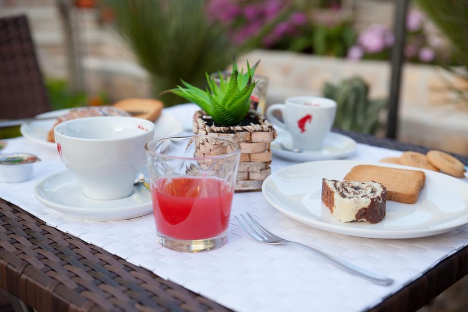 Garden, Food and drinks, Food, Breakfast, Buffet breakfast, Italian breakfast