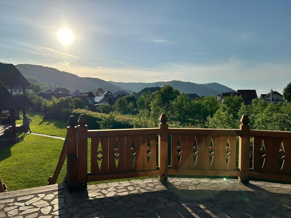 Pensiunea Ardelean Bed and Breakfast in Romania