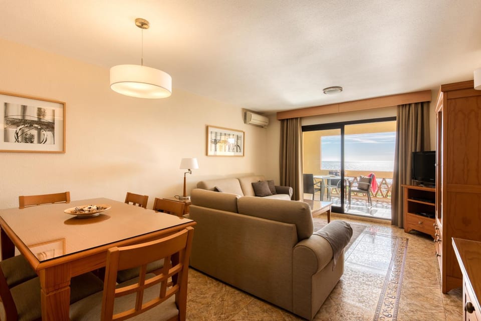 Balcony/Terrace, Living room, Dining area