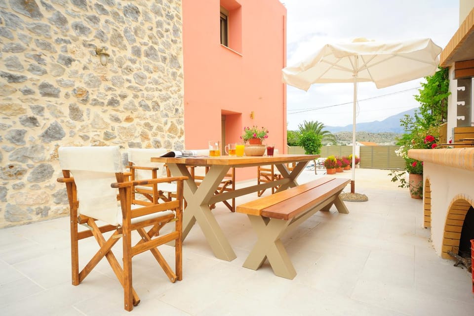 Patio, BBQ facilities, Balcony/Terrace