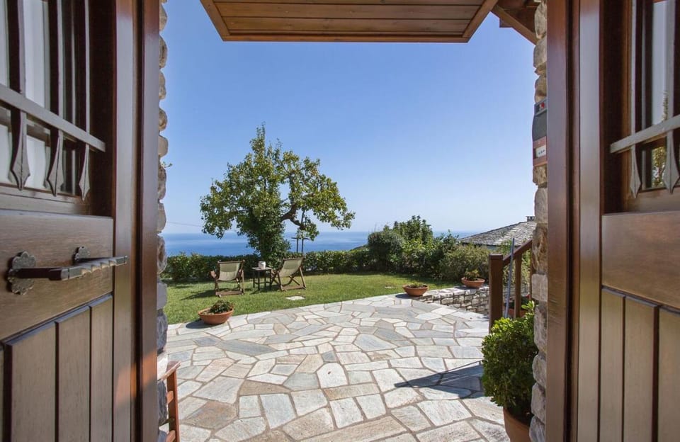 Adis Oneirou Bed and Breakfast in Magnesia Prefecture, Greece