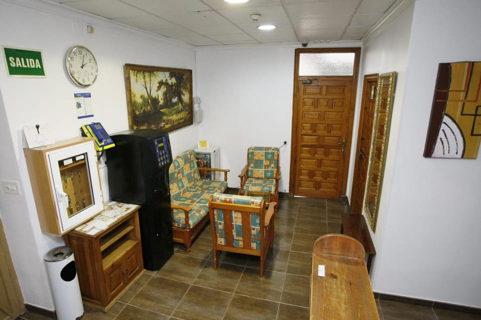 Communal lounge/ TV room, Lobby or reception, Area and facilities