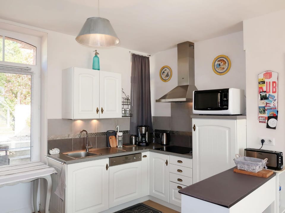 Apartment Le Clos du Port 1 by Interhome Apartment in Brittany