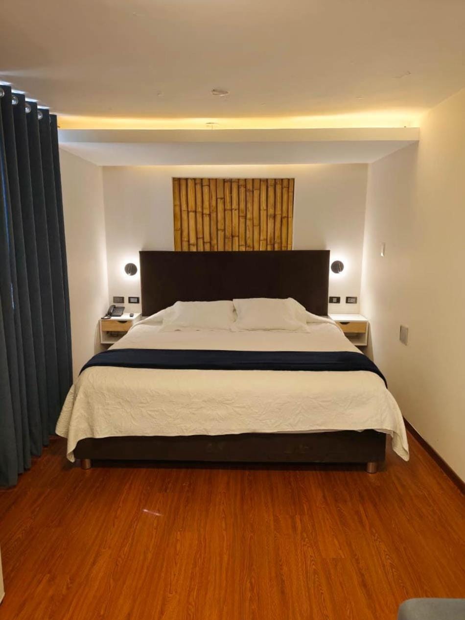 Bed, Photo of the whole room