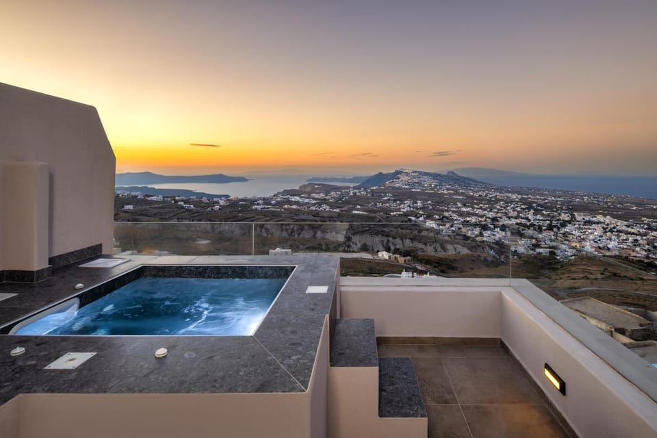 Santorini Soul Villas Villa in Pyrgos Kallistis