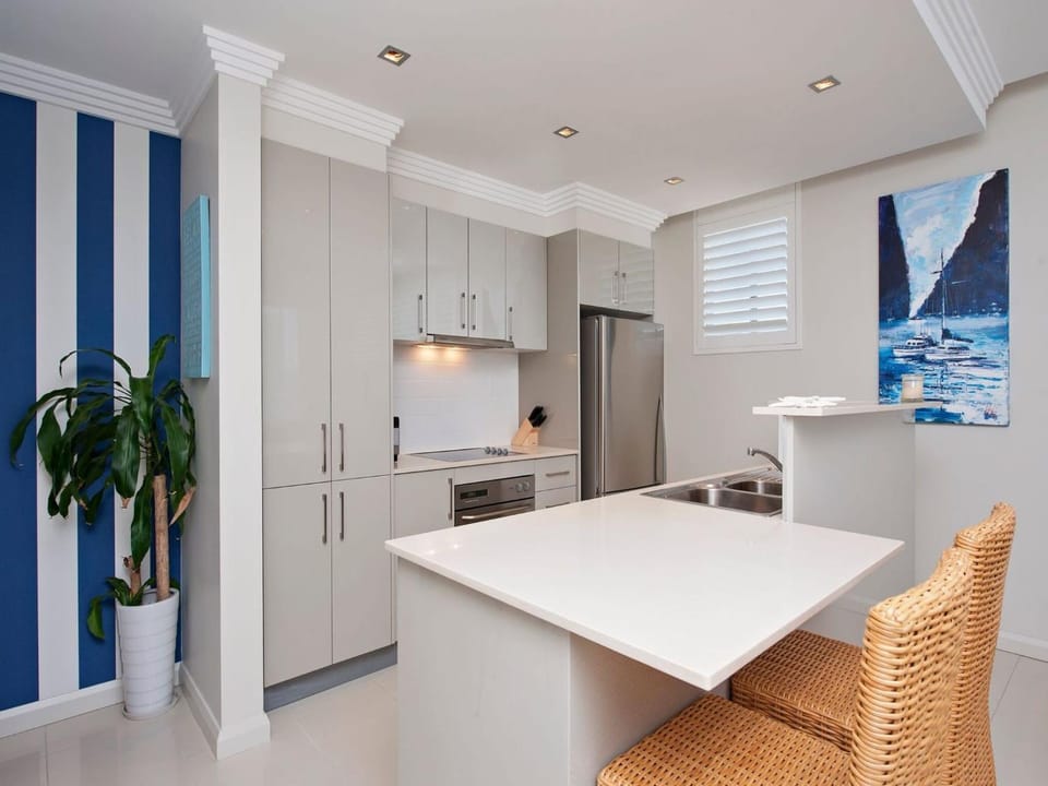 Aura Apartments Unit 12 59 Shoal Bay Road Apartment in Shoal Bay