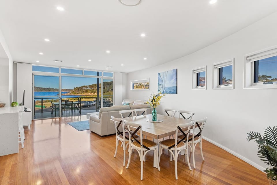 serenity at Fingal Bay 2 House in Fingal Bay
