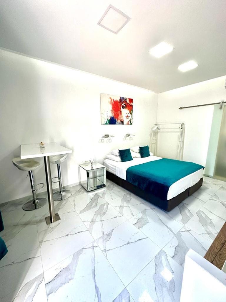 Seating area, Bedroom