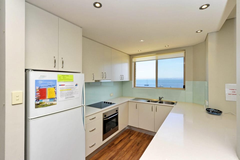 Del Rae Unit 12 25 Shoal Bay Road Apartment in Shoal Bay