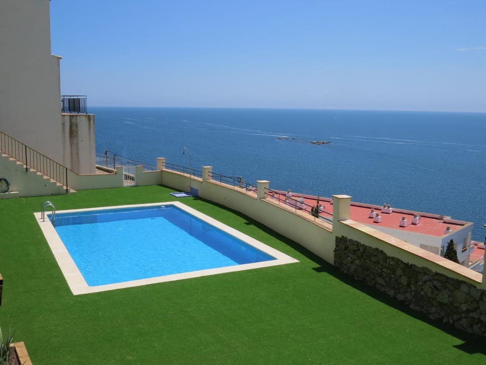 Sea view, Swimming pool