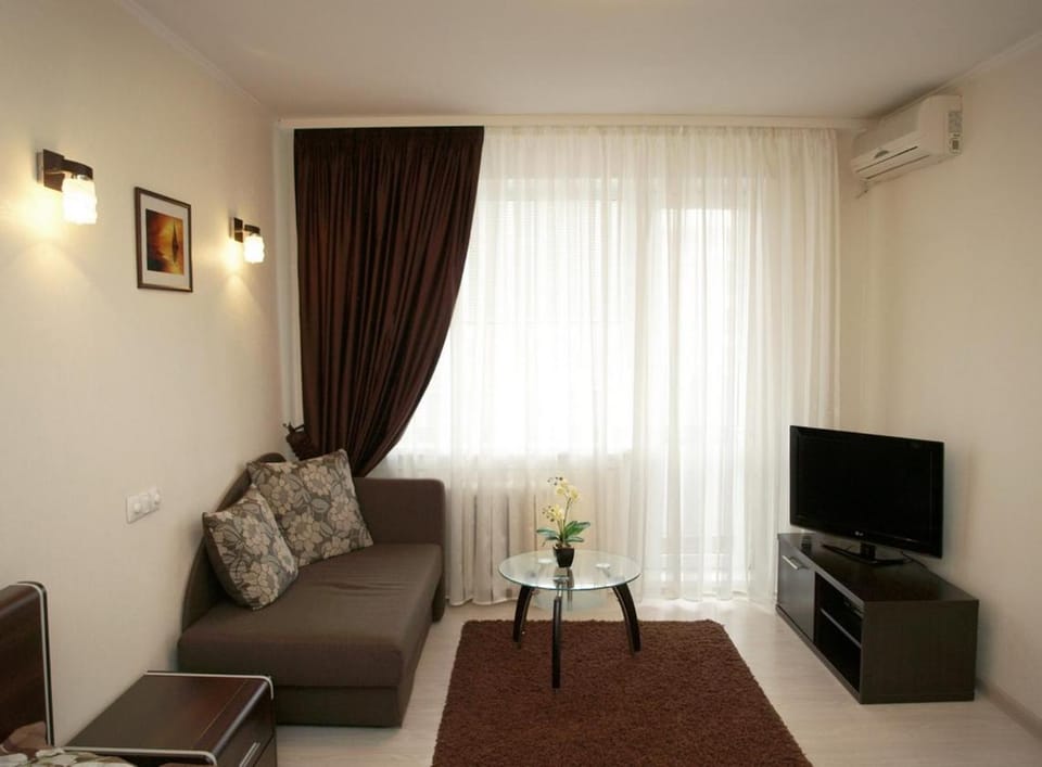 Квартира-студио на проспекте Поля Studio apartment on Polya Avenue Apartment in Dnipro