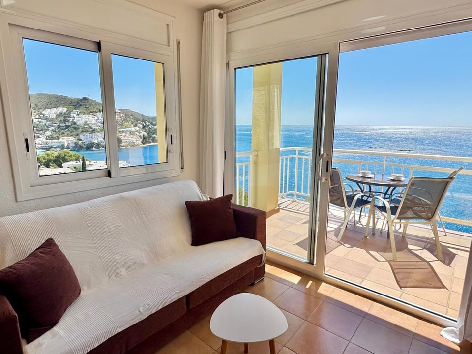 View (from property/room), View (from property/room), Balcony/Terrace, Living room