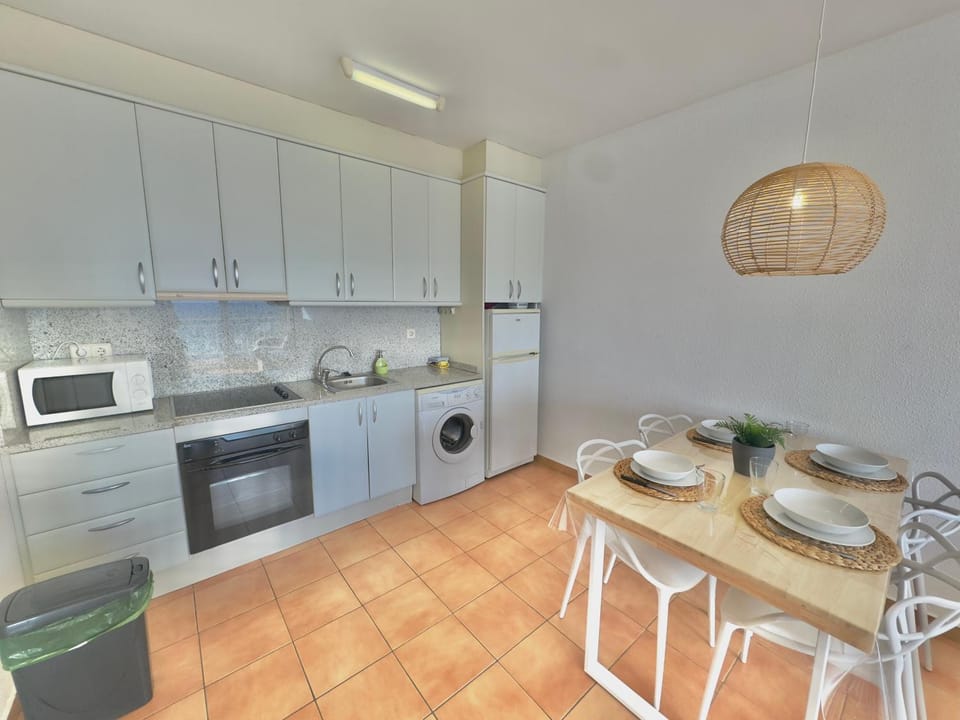 Kitchen or kitchenette, kitchen