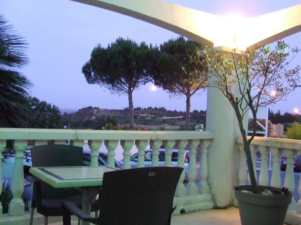 Le Sarac Hôtel Hotel in Occitanie