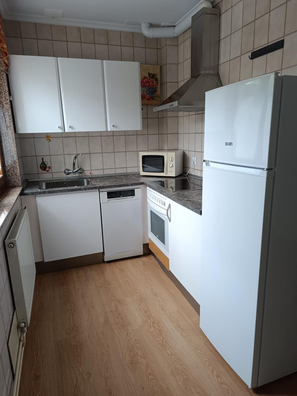 dishwasher, oven, pet friendly, stove, toaster