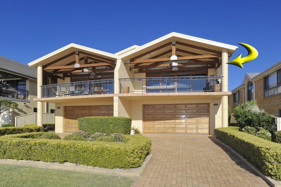 Marine Dr 2 70 Fingal Bay House in Fingal Bay