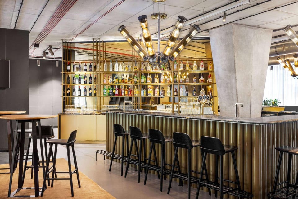 Lounge or bar