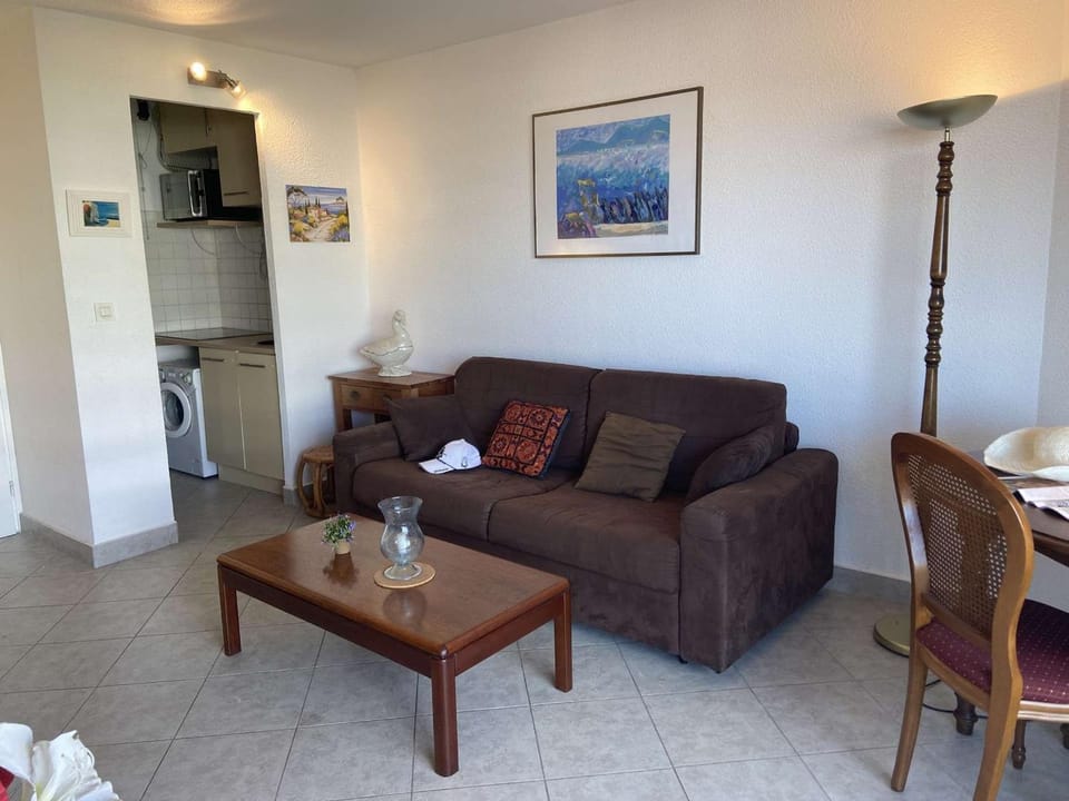 Appartement 2 pièces avec terrasse près de la plage - FR-1-226A-344 Apartment in Fréjus