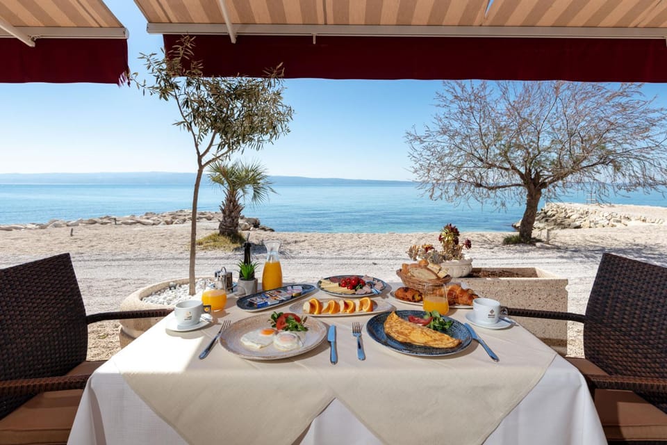 Breakfast, Continental breakfast