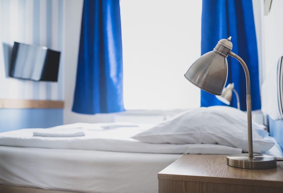 Bed, Photo of the whole room, Decorative detail, Bedroom