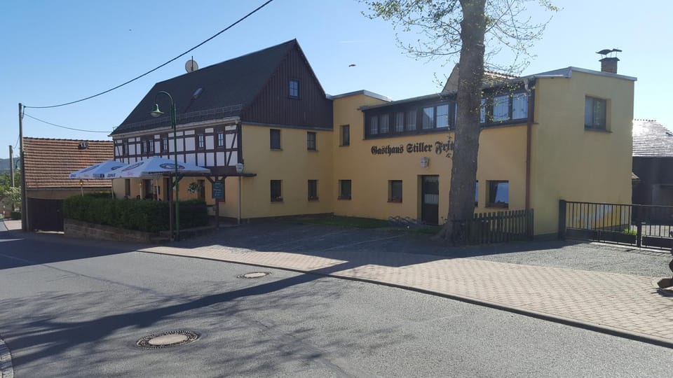 Property building, Day, Street view