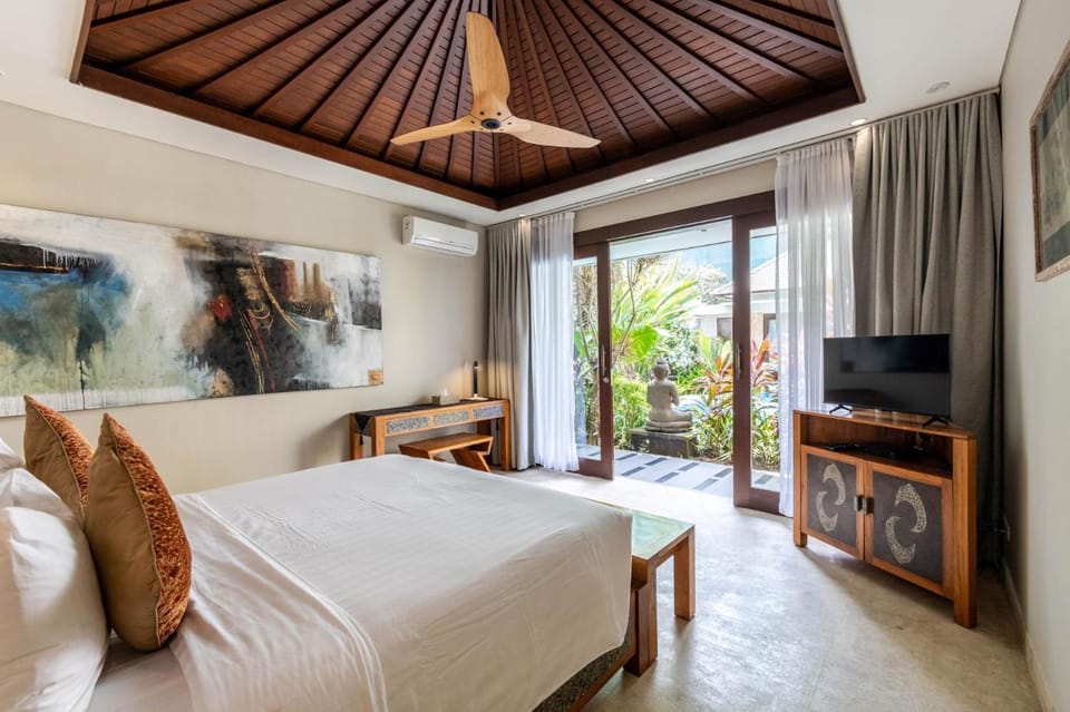 Seven Kejora - Beachfront Estate Sanur Villa in Denpasar