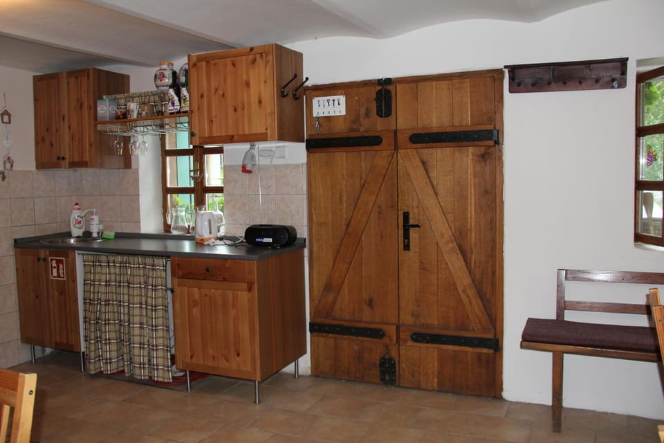 Vinný sklep u Konečků Bed and Breakfast in South Moravian Region