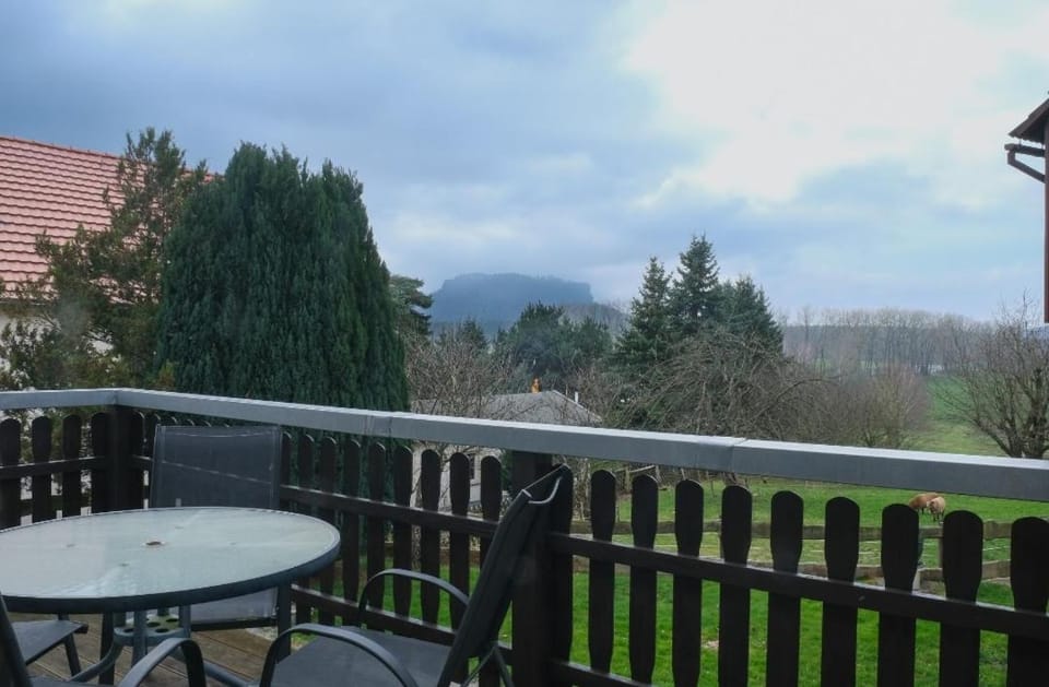 Spring, Day, Natural landscape, View (from property/room), Balcony/Terrace, Mountain view