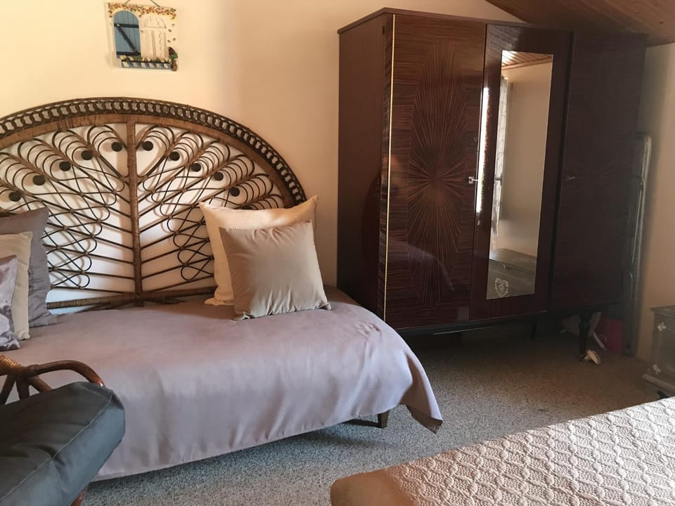 Petit Duplex Centre-Ville, Près Plage, Terrasse, Parking, Animaux Acceptés - FR-1-22-244 House in La Tranche-sur-Mer