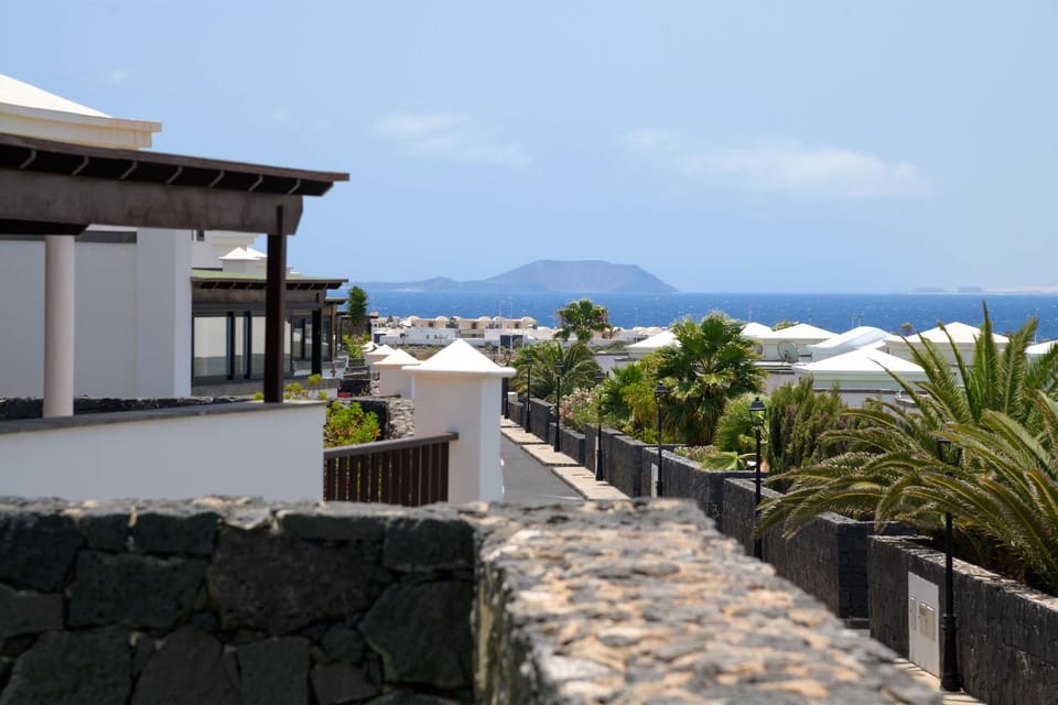 Property building, Day, Natural landscape, Sea view