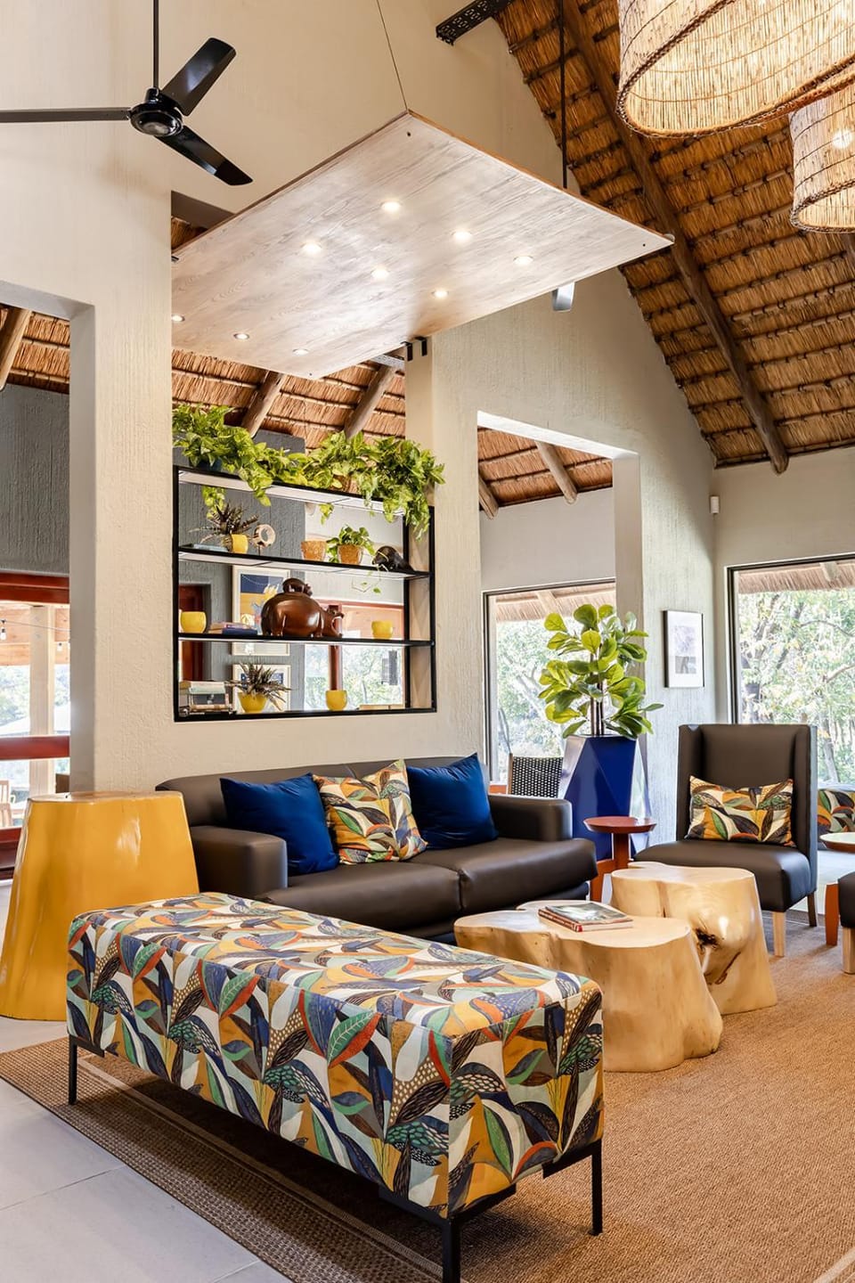 Lounge or bar, Seating area