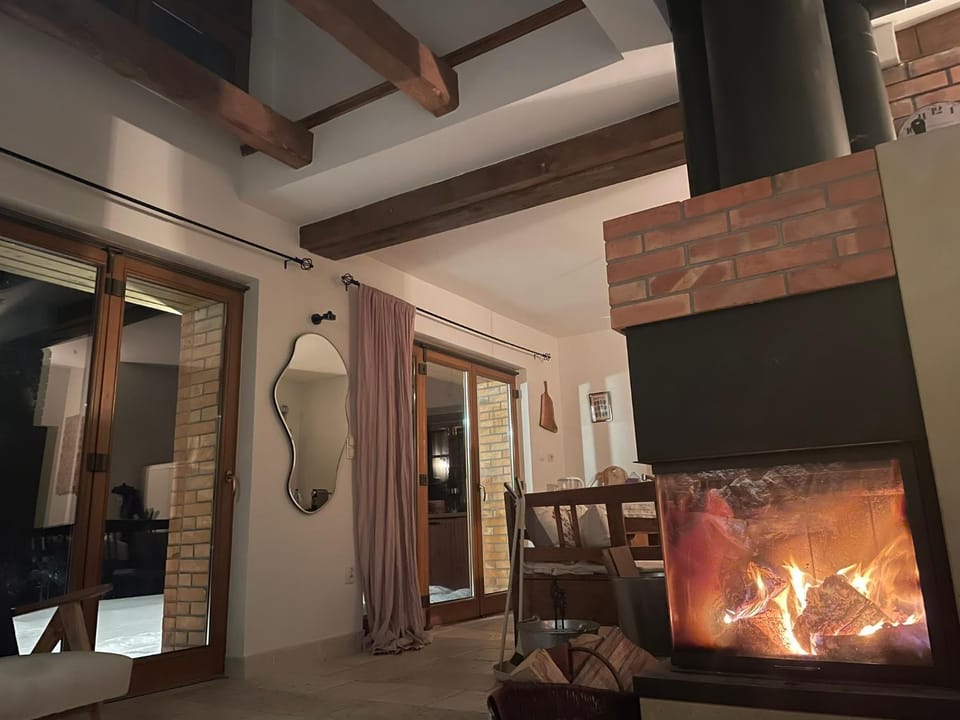 Living room, fireplace