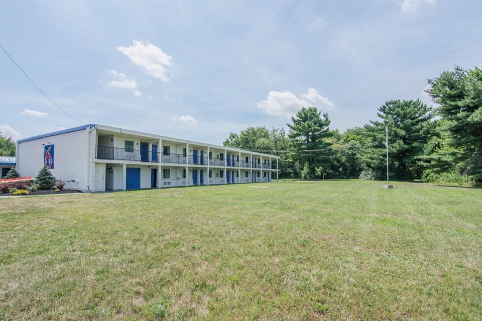 Property building, On site