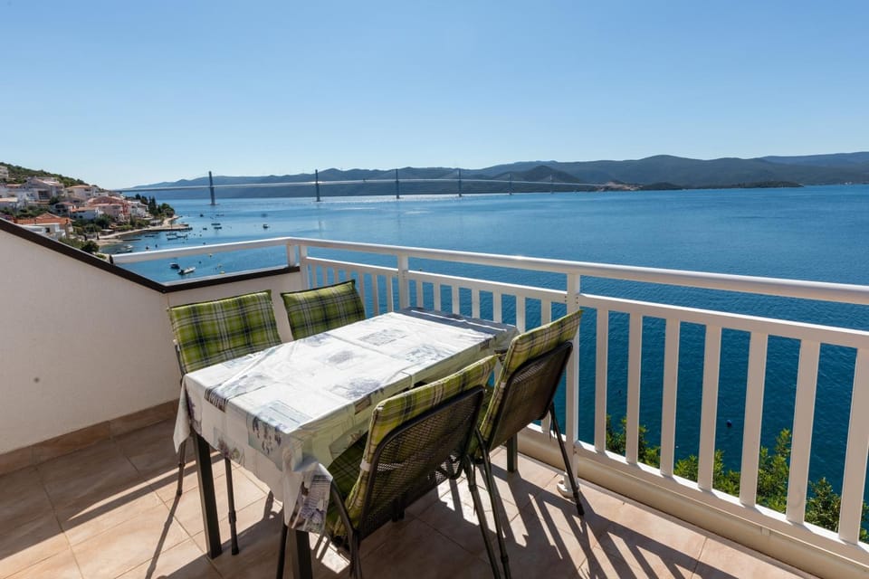Balcony/Terrace, Balcony/Terrace, Seating area, Sea view