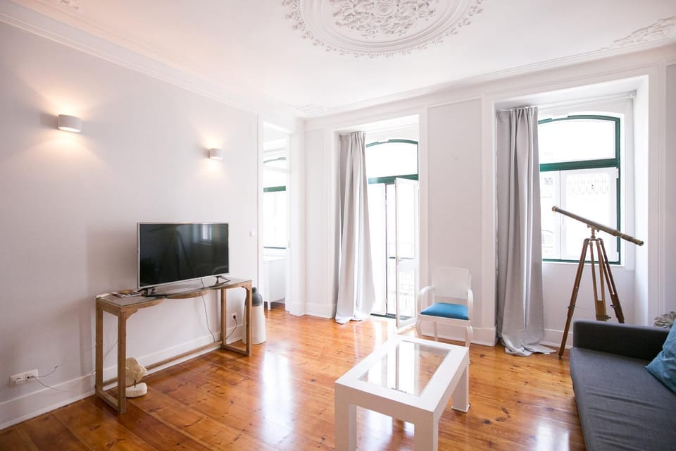 São Pedro de Alcântara - Bairro Alto Apartment in Lisbon
