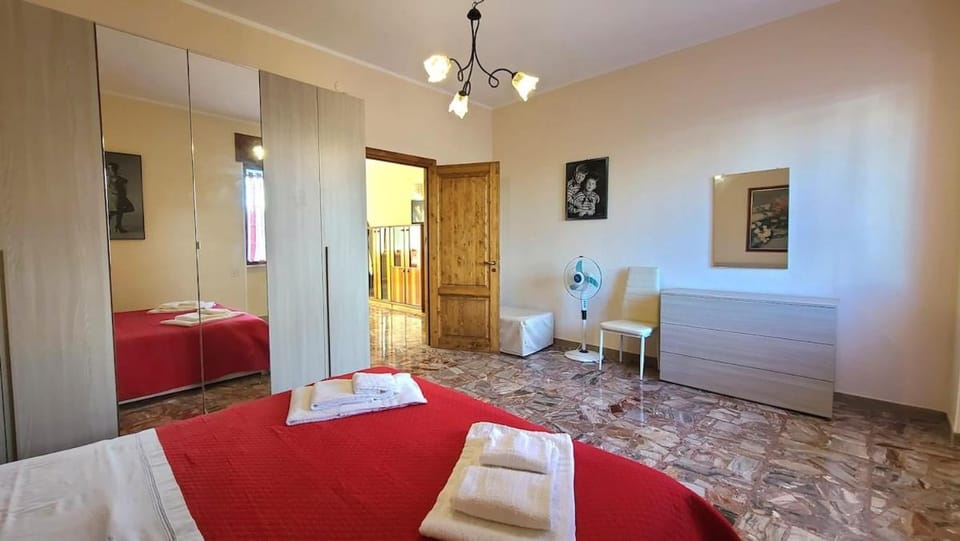 Bed, Photo of the whole room, Bedroom, towels, wardrobe